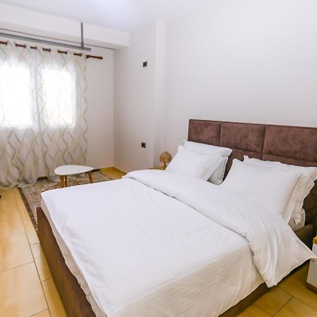 Apartament Viatirana By Shqiptrip Zewnętrze zdjęcie